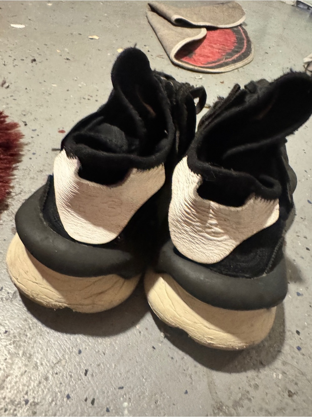 Men's Black Athletic Sneakers with lol o m Cream Sole - Picture 4 of 6